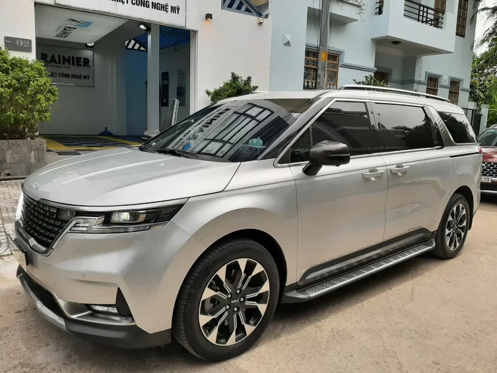 Dán phim cách nhiệt Rainier Newking mã RK50 cho kính lái